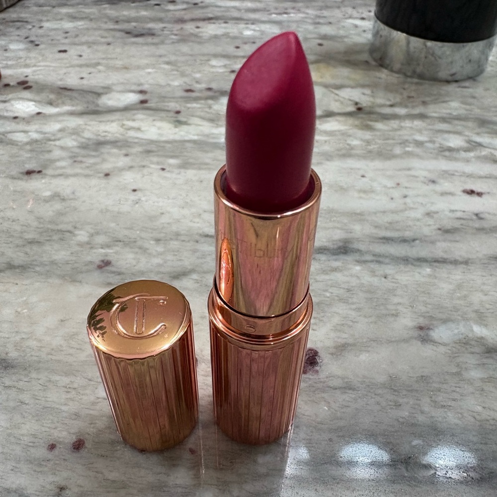 Charlotte Tilbury Lipstick - Rich Burgundy